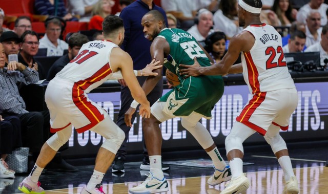 斯特鲁斯：我是罗斯的球迷 我也从巴特勒的身上学到很多